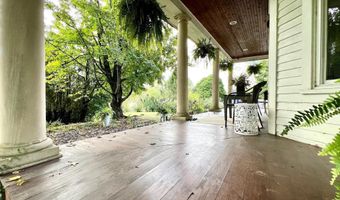 330 Hawthorne Dr, Bedford, IN 47421