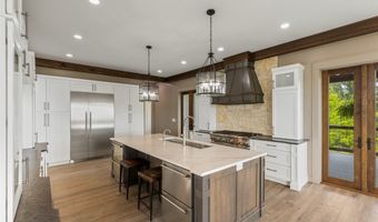 494 E Ridge Rd, Cashiers, NC 28717