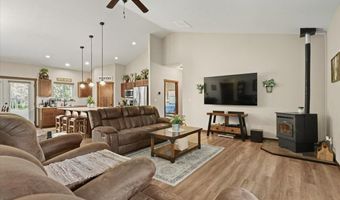 200 DANCING LIGHTS Ln, Athol, ID 83801