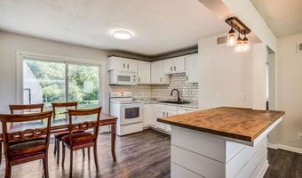 312 W Kelly Ave, Augusta, KS 67010
