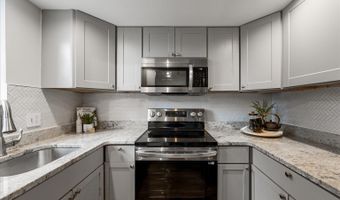 2950 S COLUMBUS St C1, Arlington, VA 22206