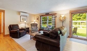 1 Castle View Ln, Belgrade, ME 04917