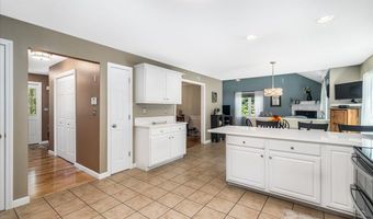 155 Wallace Rd, Bedford, NH 03110