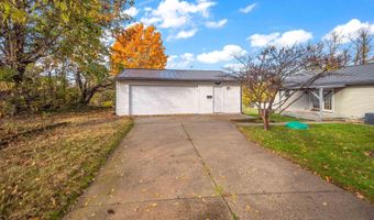 512 E South St, Albion, IN 46701