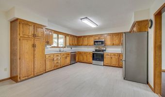 17304 Mary Lee Dr, Abingdon, VA 24210