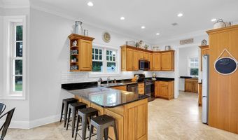 4 Hidden Lake Ct, Bluffton, SC 29910