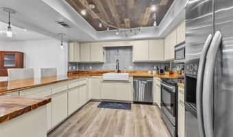 457 E HIGHLAND St, Altamonte Springs, FL 32701