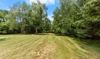 2086 Valleyview Dr, Ann Arbor, MI 48105