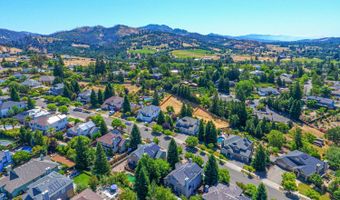1416 Nighthawk Dr, Santa Rosa, CA 95409