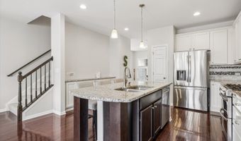 33 N Lincoln Ln, Arlington Heights, IL 60004