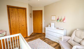 1524 N Harrison St, Aberdeen, SD 57401