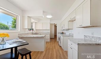 611 E Dewey Ln, Caldwell, ID 83607