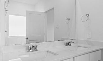 336 Amy St, Angleton, TX 77515