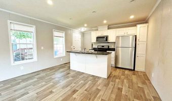 7055 Quarry Rd 54, Amherst, OH 44001