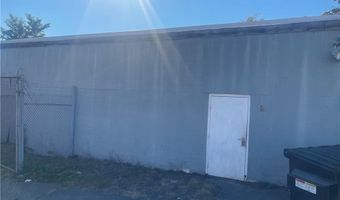 9 Maplewood Ave, Bloomfield, CT 06002