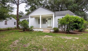 413 Seymour St, Aberdeen, NC 28315