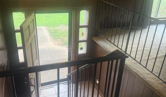 746 Unity Rd, Arkadelphia, AR 71923