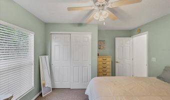 815 GREENVIEW Dr, Apollo Beach, FL 33572