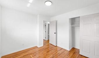 5225 Erindale Dr, Delhi, OH 45238