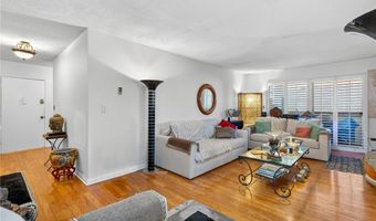 5376 Fairview Blvd 209, Los Angeles, CA 90056