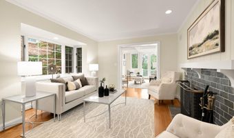 811 26TH Pl S, Arlington, VA 22202