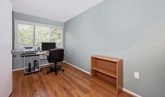 433 CHRISTOPHER Ave 34, Gaithersburg, MD 20879