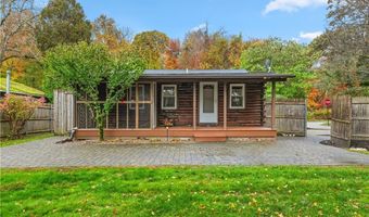 51 Osceola Ave, Narragansett, RI 02882