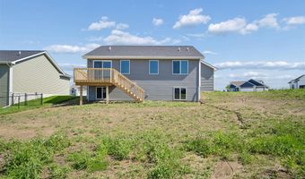 25132 Bluebird Cir, Adel, IA 50003