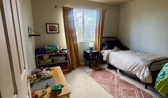 3534 Hawthorne Dr, Elko, NV 89801