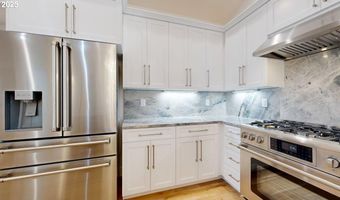 1341 NAUTICAL HEIGHTS Dr, Brookings, OR 97415