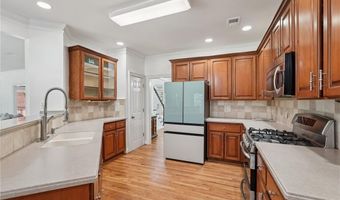 1496 Fallsbrook Ct NW, Acworth, GA 30101