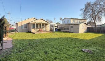 10670 Jackson St, Armona, CA 93202