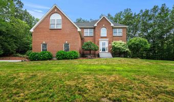60 Camelot Dr, Bedford, NH 03110