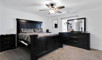 11722 Oak St, Apple Valley, CA 92308