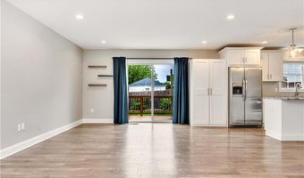 239 Mauran Ave, East Providence, RI 02914