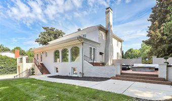 906 Colonial Dr, Albemarle, NC 28001