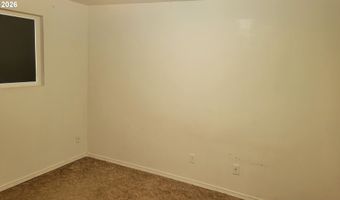945 N 4TH St, Aumsville, OR 97325