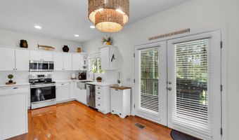 23 Little Creek Rd, Beaufort, SC 29907