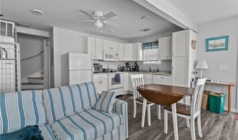 30 Warren Ave A, Middletown, RI 02842