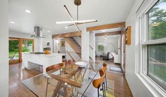 709 Indianola Ave, Ann Arbor, MI 48105