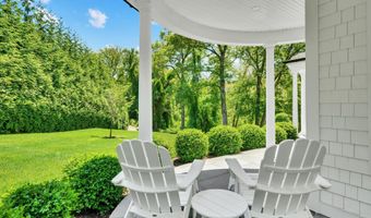 16 Lia Fail Way, Cos Cob, CT 06807