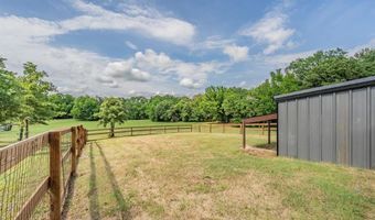 460 Rolling Hills Blvd, Alvord, TX 76225