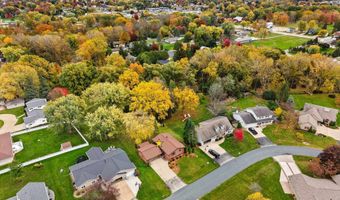 W2819 SCHMALZ Circle, Appleton, WI 54915