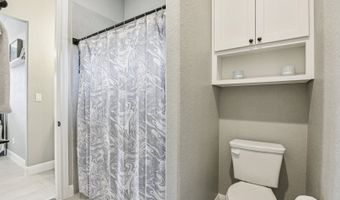 132 Wood Vly, Adkins, TX 78101