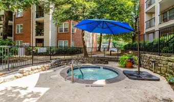 3307 WYNDHAM Cir 2157, Alexandria, VA 22302