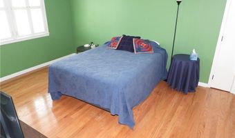 220 Lake Shore Dr, Alma, GA 31510