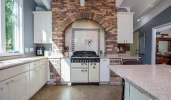 4450 Trapline Dr, Anchorage, AK 99516