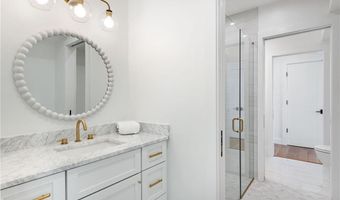 511 Ocean Ave, Newport, RI 02840