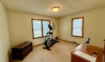 505 Edgewood Dr, Batesville, IN 47006