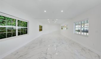 52 Camden Dr, Bal Harbour, FL 33154